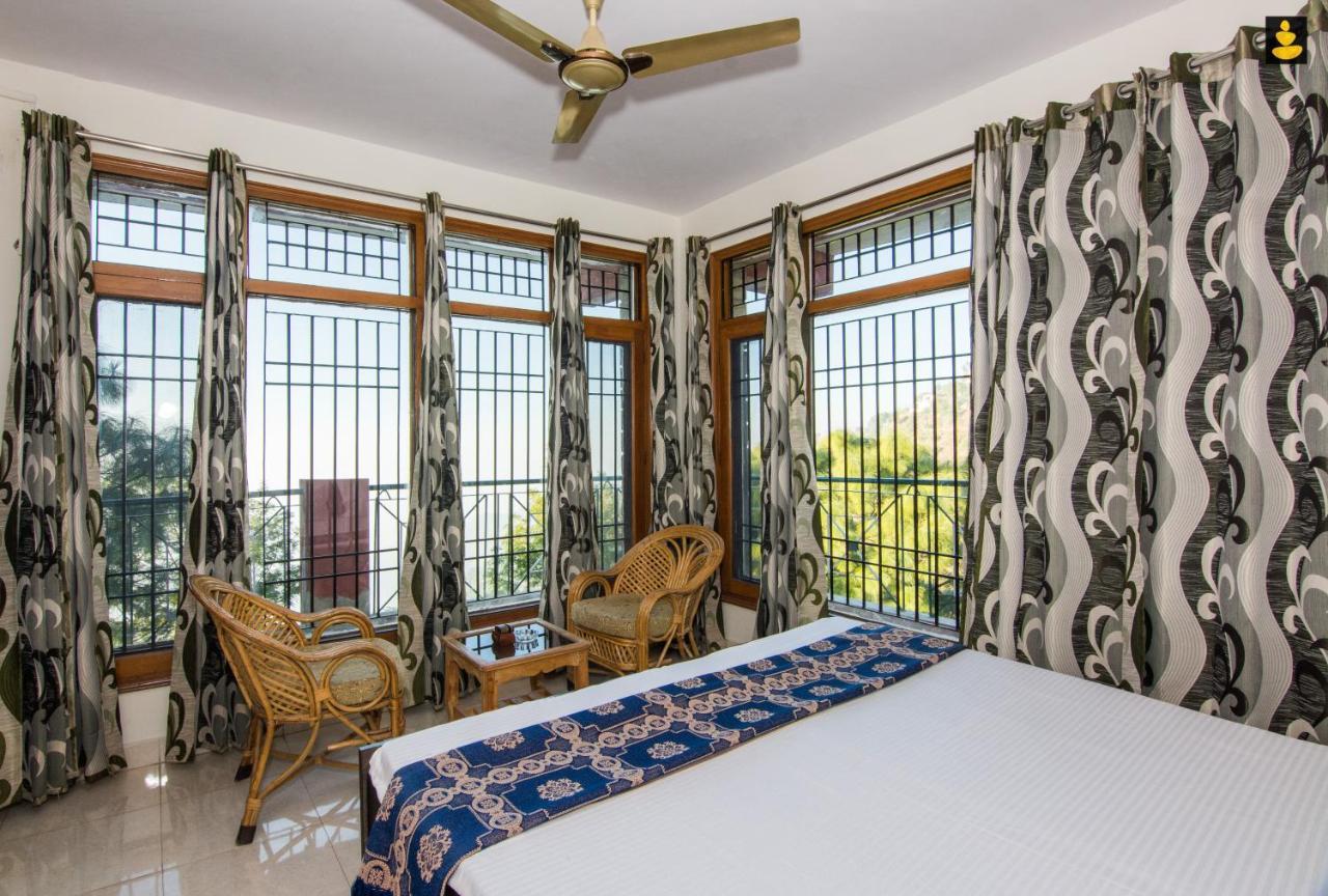 Livingstone 2Bhk Cozy Homestay In Kasauli Hills Exterior foto